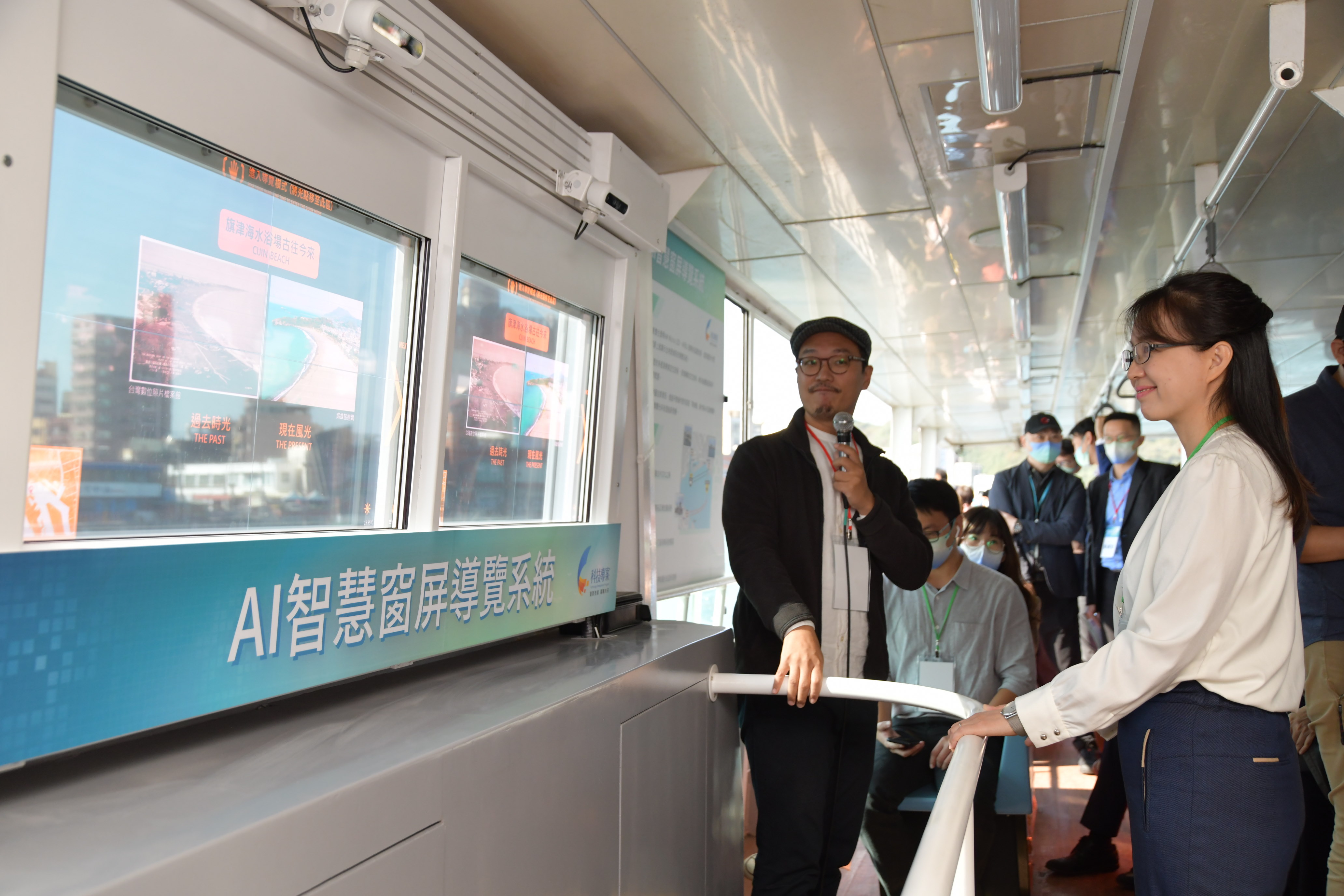 �����ہ���������͸��Micro LED�ǻ۴� ����۶�����w�(y��n)֮��